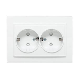 Розетка 2-м СП Минск 16А IP20 с заземл. защ. шторки бел. Basic EKF ERR16-128-100