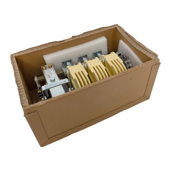 Контактор КТ-6033 250А кат. 230В AC 3НО+3НЗ EKF kt6033-220