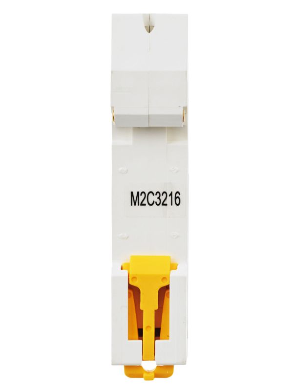 Выключатель автоматический модульный 1п C 32А M06N ARMAT IEK AR-M06N-1-C032