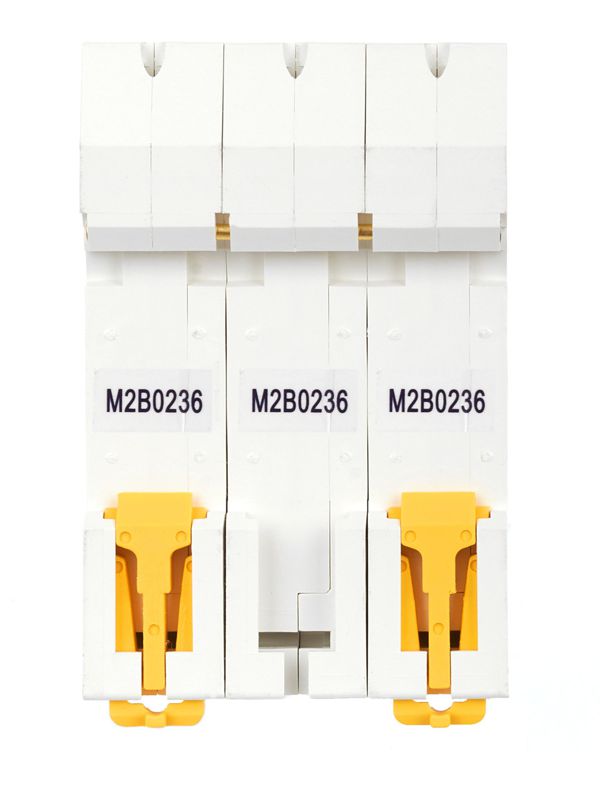 Выключатель автоматический модульный 3п B 2А M06N ARMAT IEK AR-M06N-3-B002