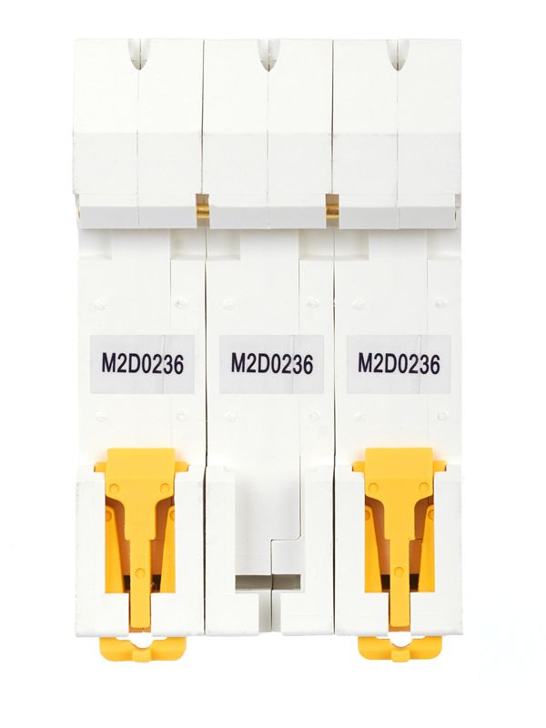 Выключатель автоматический модульный 3п D 2А M06N ARMAT IEK AR-M06N-3-D002