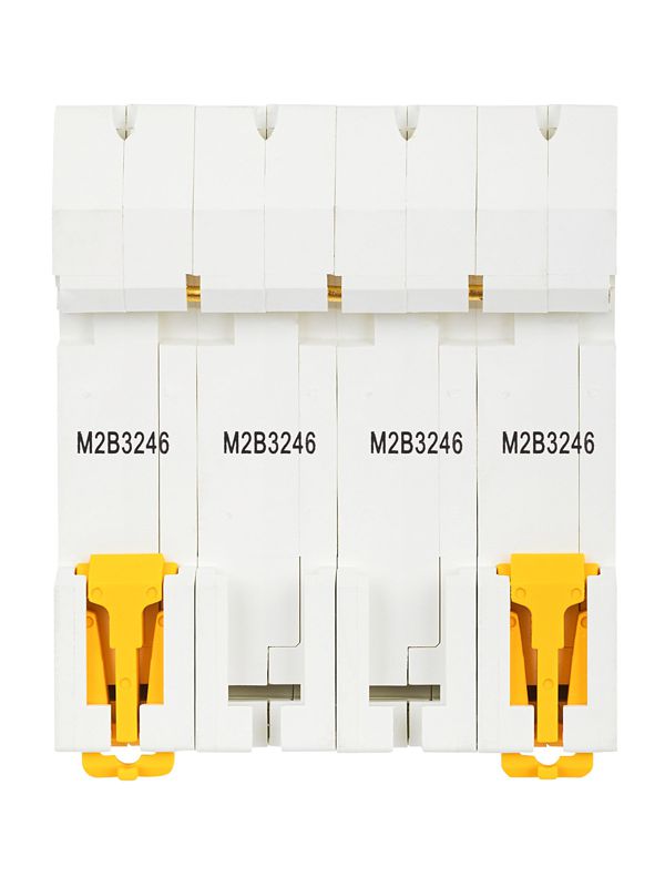 Выключатель автоматический модульный 4п B 32А M06N ARMAT IEK AR-M06N-4-B032