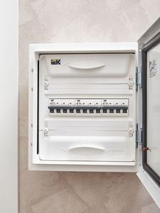 Выключатель автоматический модульный 4п B 32А M06N ARMAT IEK AR-M06N-4-B032