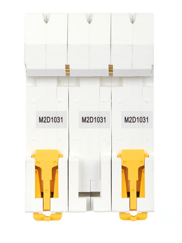 Выключатель автоматический модульный 3п D 10А M10N ARMAT IEK AR-M10N-3-D010