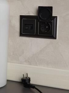 Розетка компьютерная двойн. СП RJ45 кат.6 BRITE РК11-2-БрЧ механизм черн. IEK BR-K20-2-K02
