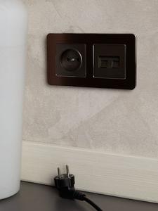 Розетка компьютерная двойн. СП RJ45 кат.6 BRITE РК11-2-БрТБ механизм бронза IEK BR-K20-2-K45