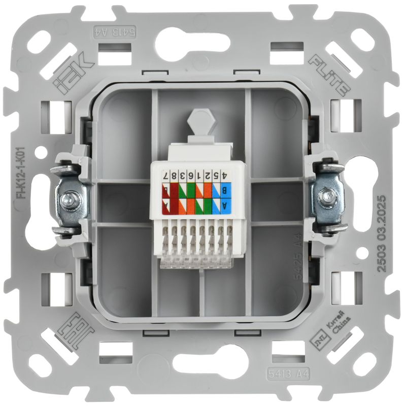 Розетка компьютерная СП FLITE РК5е-1-0-ФлБ RJ45 кат.5E UTP механизм бел. IEK FI-K12-1-K01