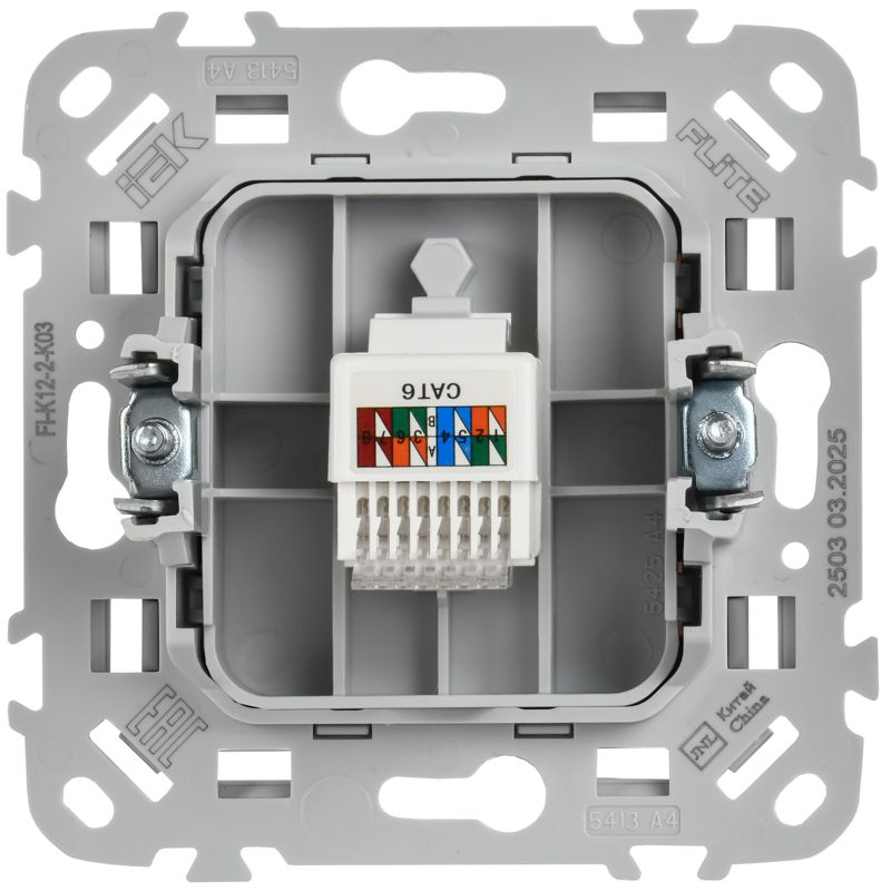 Розетка компьютерная СП FLITE РК6-1-0-ФлС RJ45 кат.6 UTP механизм сер. IEK FI-K12-2-K03