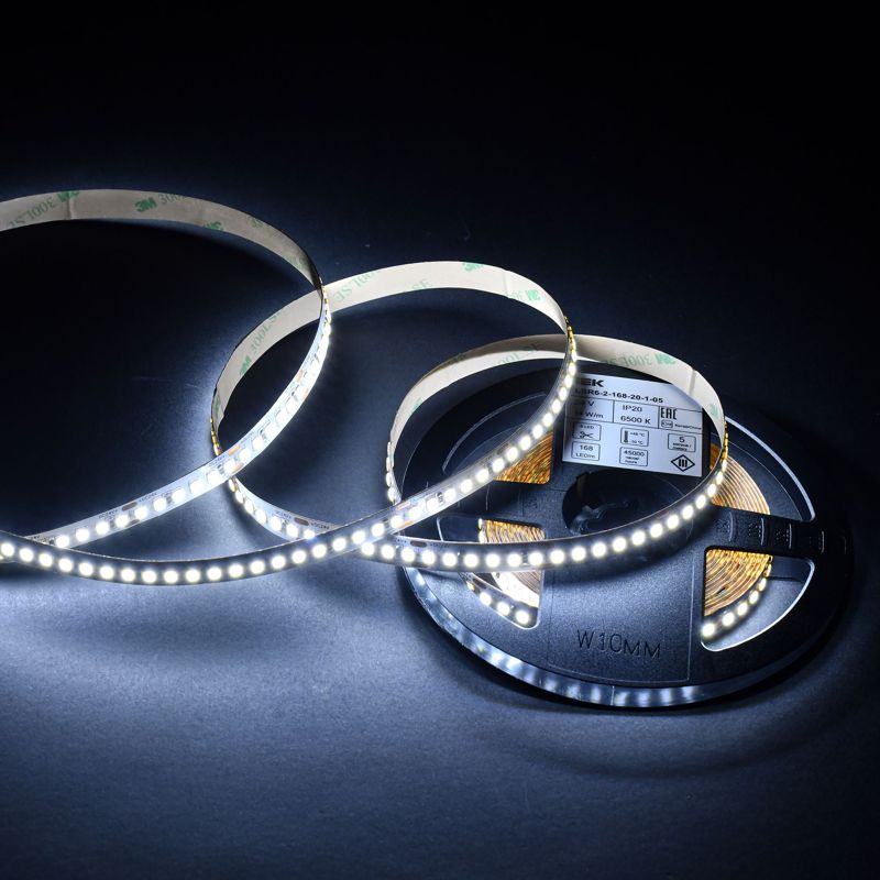 Лента светодиодная 2835-168LED 14Вт/м IP20 10мм 24В 6500К (уп.5м) IEK LSR6-2-168-20-1-05