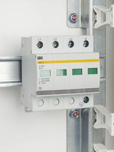 Ограничитель перенапряжения ОПС1-C 4P KARAT IEK MOP20-4-C