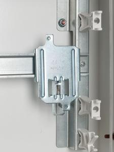 Скоба RCs1 на DIN-рейку для ВА 88-32 KARAT IEK SVA10D-S35-3